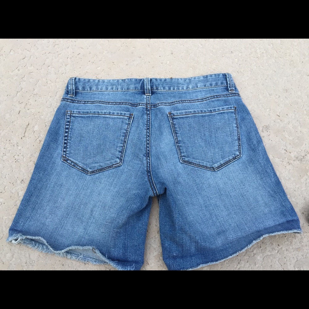 Loft Shorts - Picture 2 of 8
